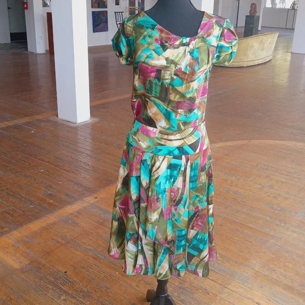 Sunny Leigh vivid Abstract Skirt Set